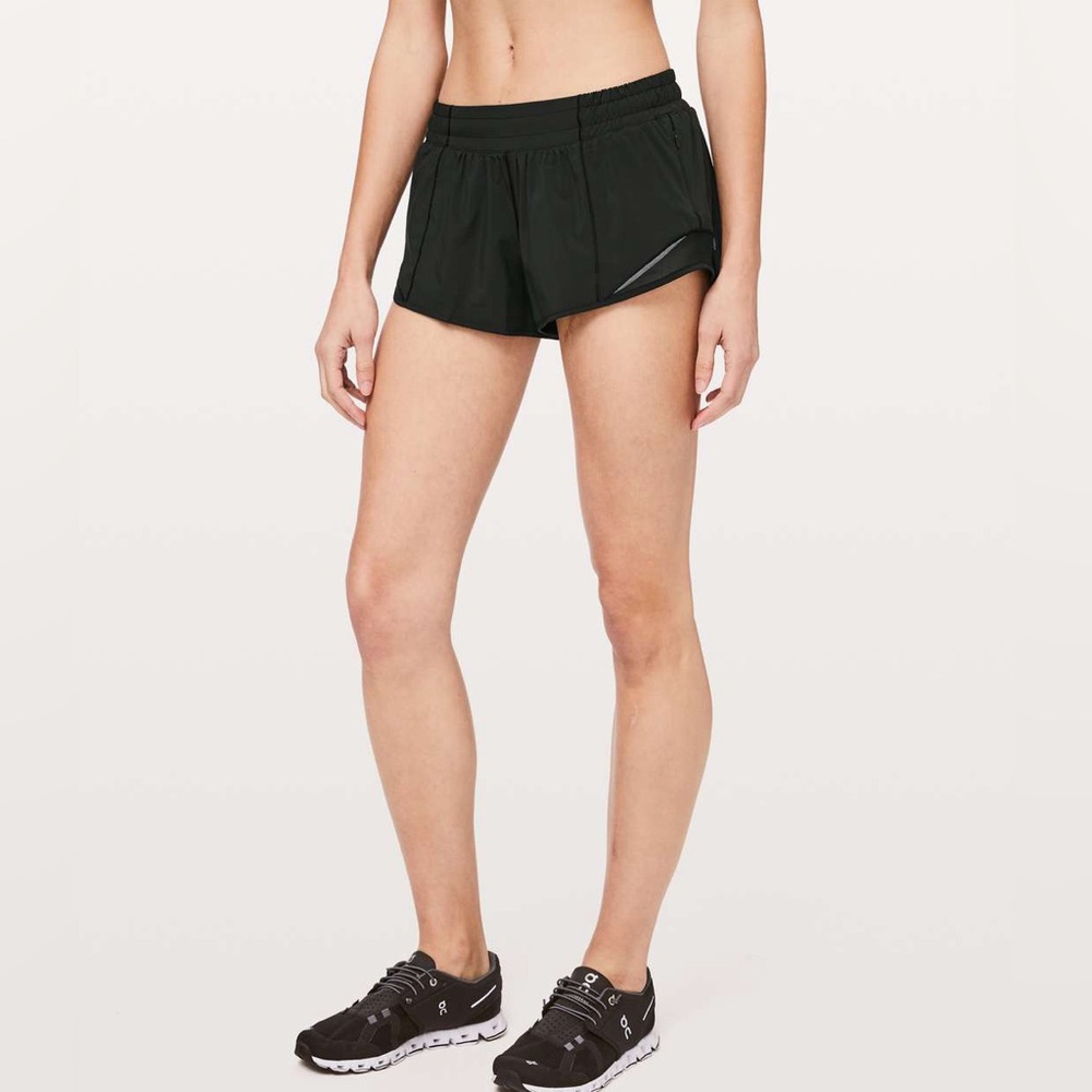 LULU hotty hot shorts 🖤